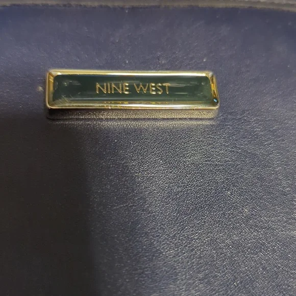 Blue Nine West bag purse tote with Id card hang tag - Picture 2 of 6